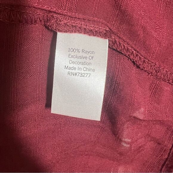 Sonoma Red Geometric Tie Neck Long Sleeves‎ Pleated Top Women's Plus Size 1X - Picture 7 of 7